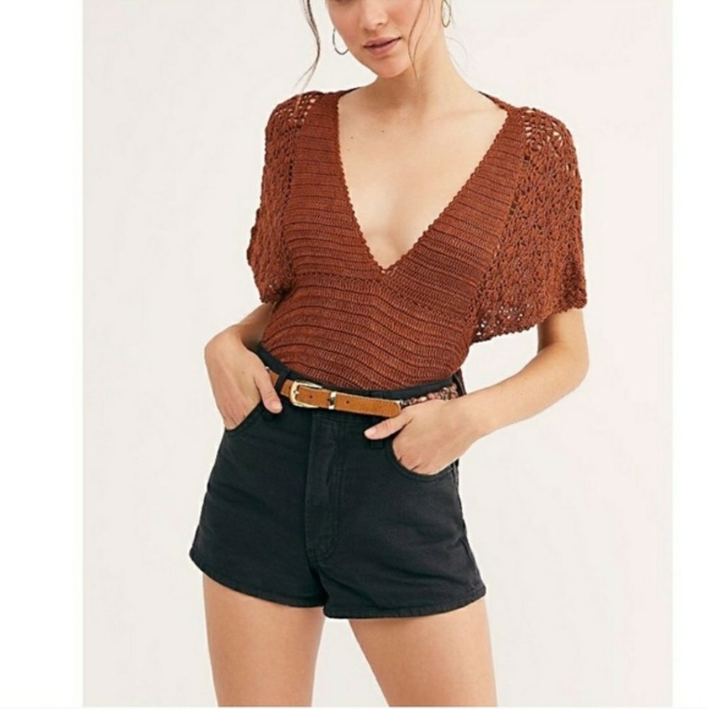 LEVI’S Wellthread Black Ribcage Denim Shorts – 29 NWT